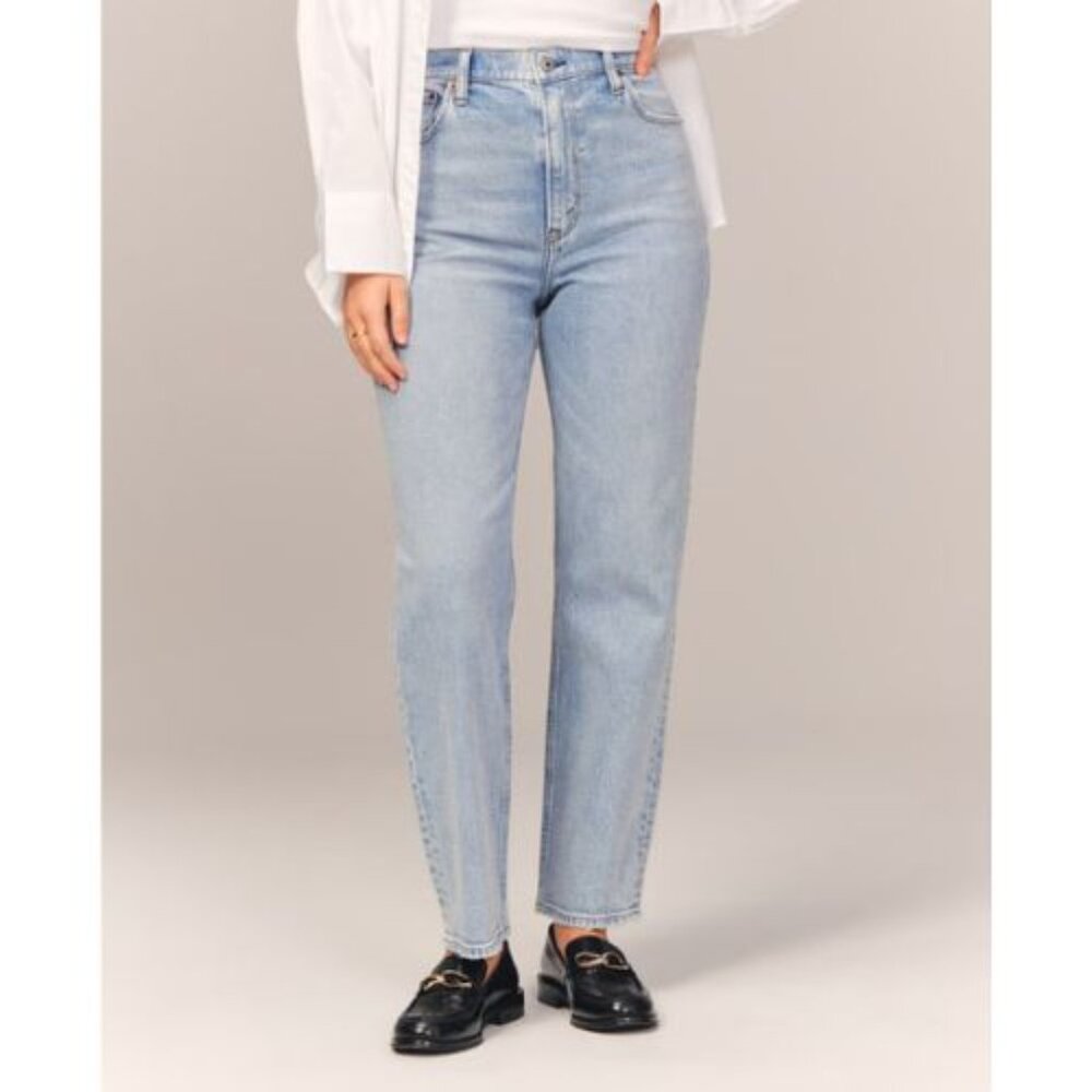 Abercrombie & Fitch ultra high ankle straight curve love